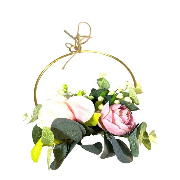 Home Decor Metal Square Circle Triangle Decoration with Silk Flowers and Greener - Picture 2 of 4